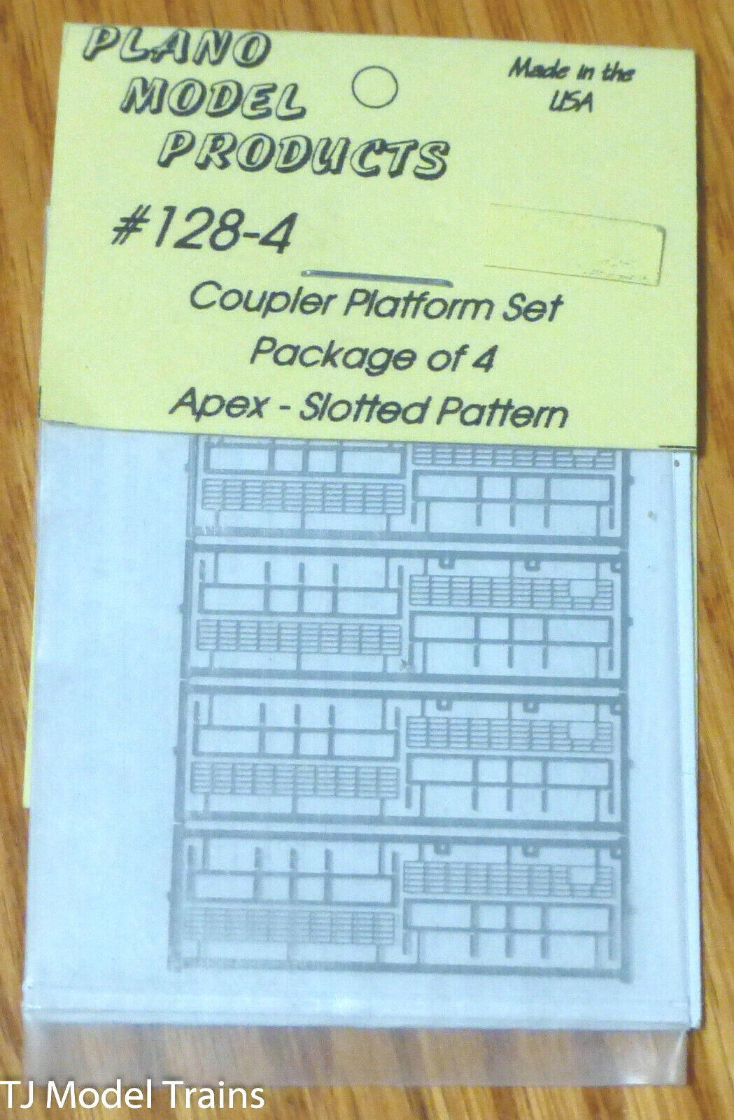 Plano #128-4 (N Scale) Coupler Platforms WITH Linkage H- Apex pattern - pkg of 4