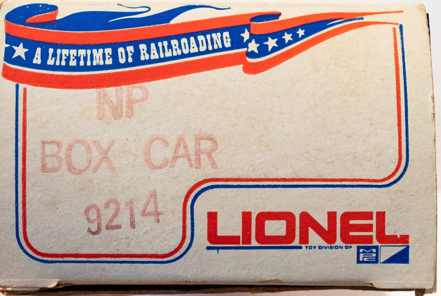 Lionel O Scale (Used) #9214 Northern Pacific Boxcar