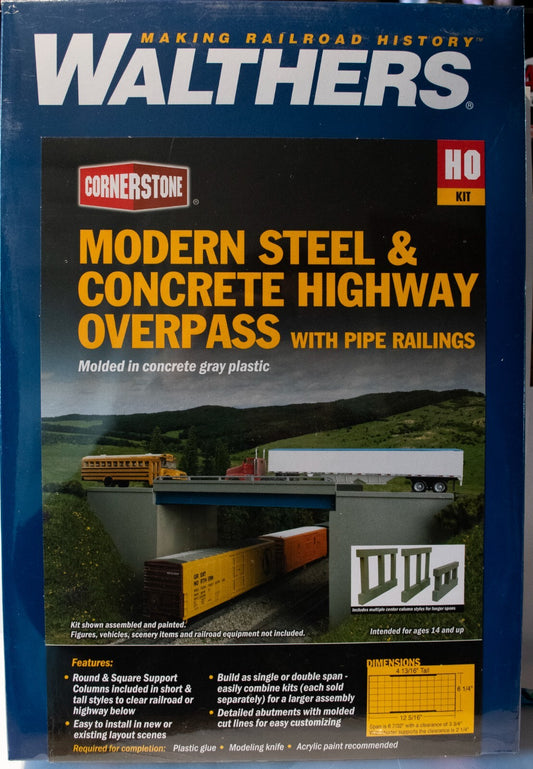 Walthers HO #933-4565 Modern Steel and Concrete Highway Overpass with Pipe Raili