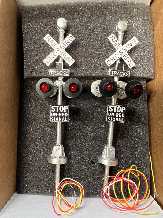 Tomar Industries #O-862B Railroad Crossing Signals (with nonworking Bell)