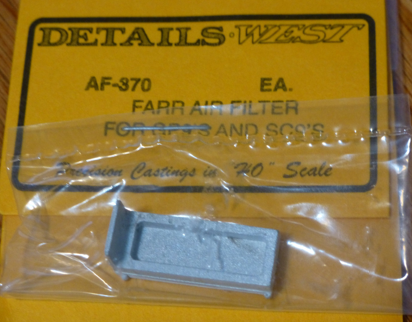 Details West HO #370 FARR Air Filter -- GP9/SD9 (Light Cast Metal)