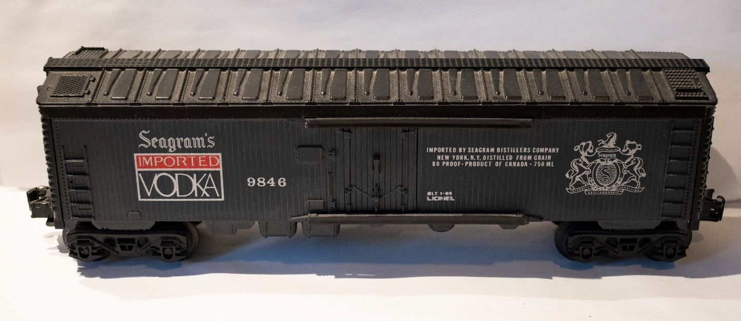Lionel O Scale (Used) #6-9846 Seagram's Vodka Billboard Reefer