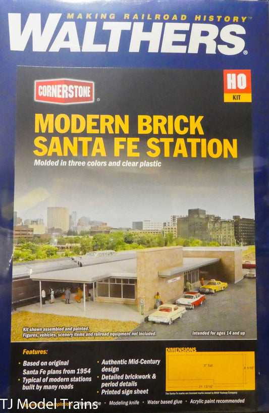Walthers Cornerstone HO #933-4064 Modern Brick Santa Fe Station -- Plastic Kit