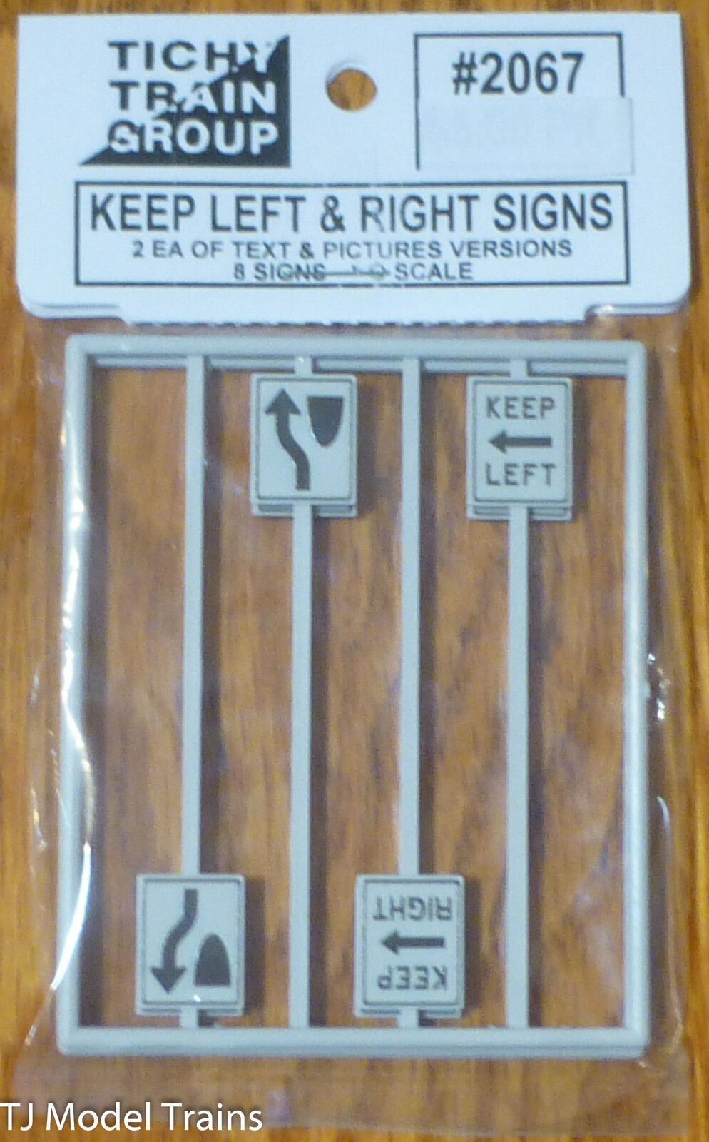 Tichy Train Group #2067 (O Scale) Keep Left & Right Signs 2ea / Text & Pictures