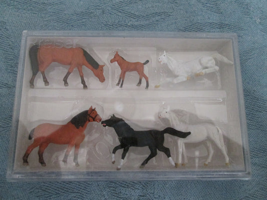 Preiser HO #10150 Horses / Hand Painted