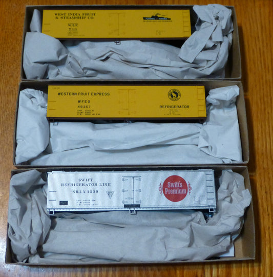 Accurail HO #3383 (3 Pack) 40' Wood Reefer (WIF&S)