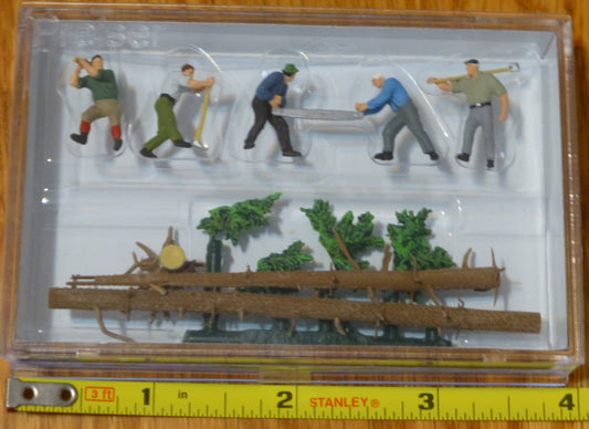 Preiser HO #10495 Lumberjacks -- With Logs pkg(5)