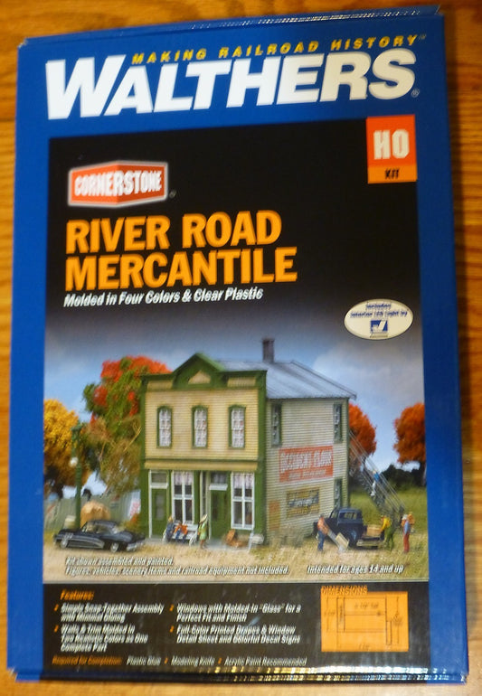 Walthers HO #933-3650 River Road Mercantile -- Kit - (Building Kit)