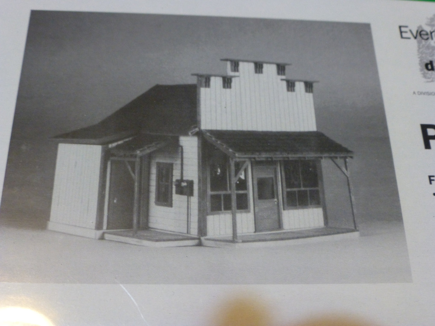 Evergreen Hill HO #211 Pool Hall (Laser-Cut Ccribed Siding & Scale Lumber kit