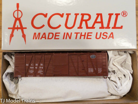 Accurail HO #4120 (Rd #80674) MCRR/NYC Wood Ends Outside Braced 40' Wood Boxcar