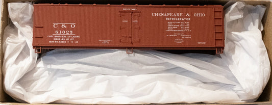 Accurail #81563 40' Wood Reefer - Kit -- Chesapeake & Ohio #81025 (Boxcar Red)