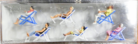 Preiser HO #10437 Sport & Recreation -- Seated People on Folding Deck Chairs