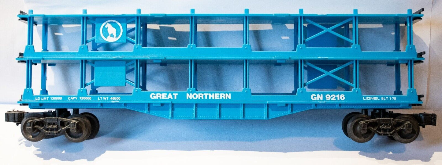 Lionel #9216 G.N.  Great Northern Railroad 3-tier Auto Carrier O Gauge