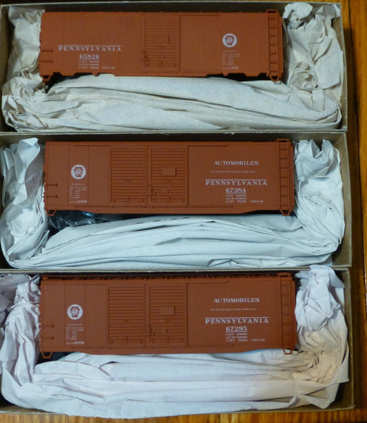 Accurail HO #8057 Pennsylvania Railroad (3 Pack) AAR 40' Sliding-Door Boxcar