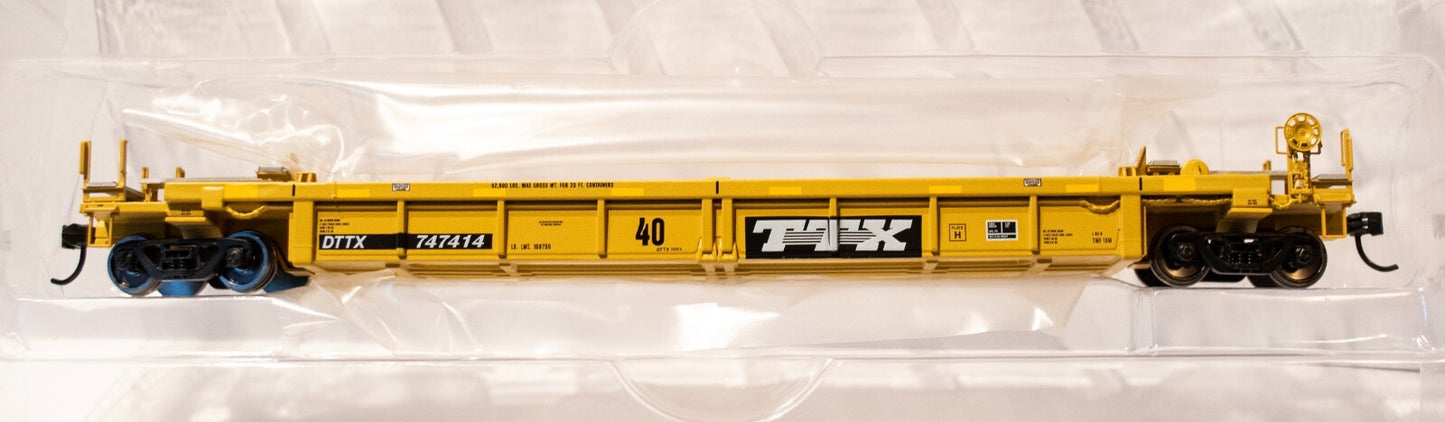 Walthers HO #910-8439 Thrall Rebuilt 40' Well Car - Ready to Run -- TTX DTTX #74