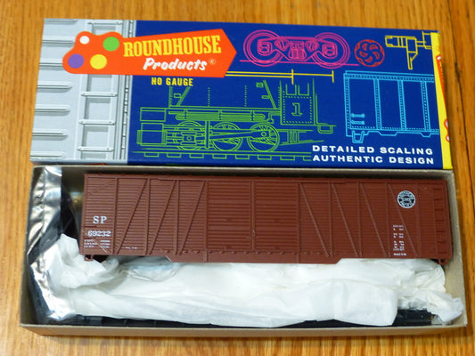 Roundhouse HO #2134 (Rd #69232) S.P. 50' S/S Auto-End Box Steel DBL DR (Kit)