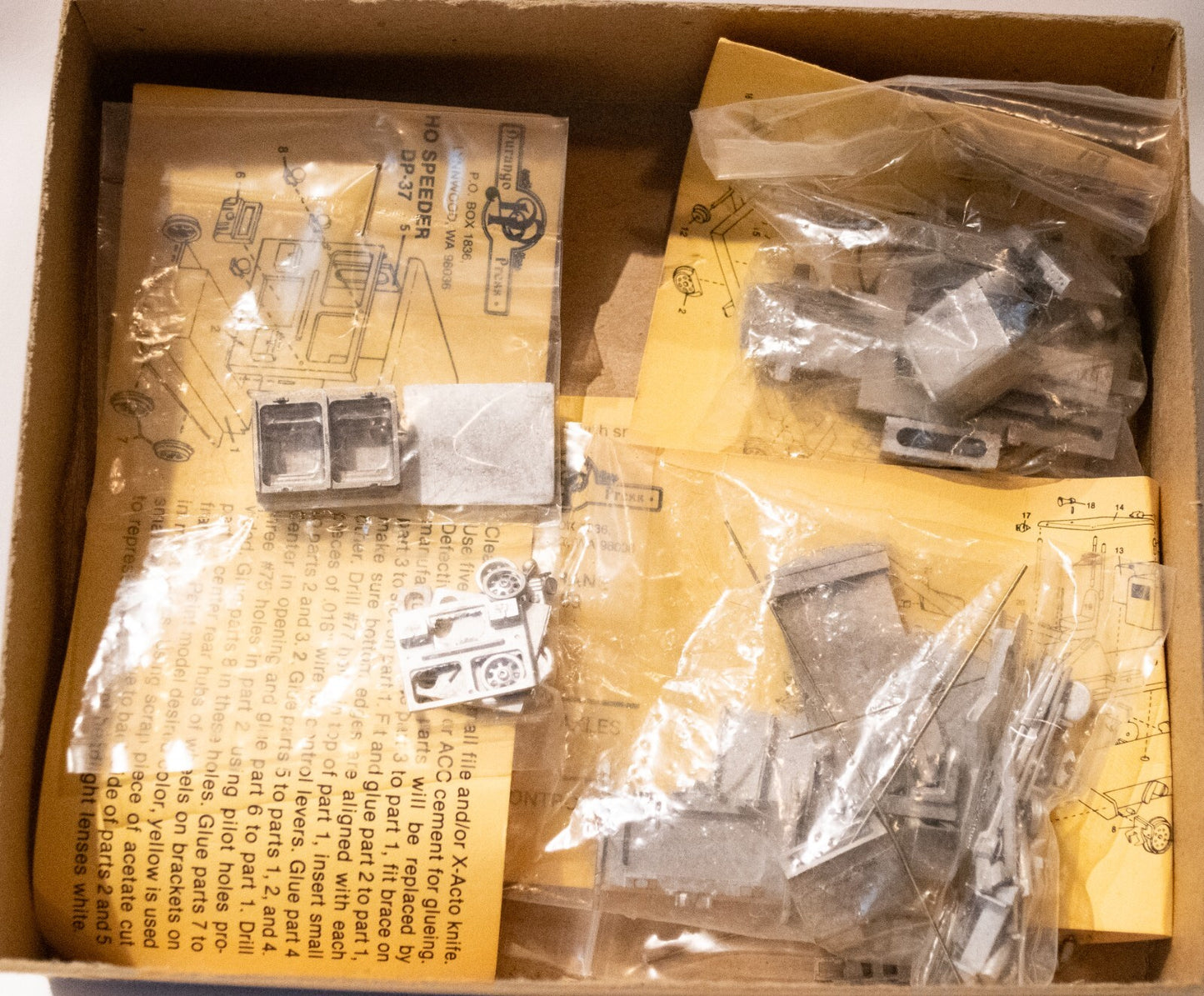 Durango Press HO #100 Track Equipment Set - Kit