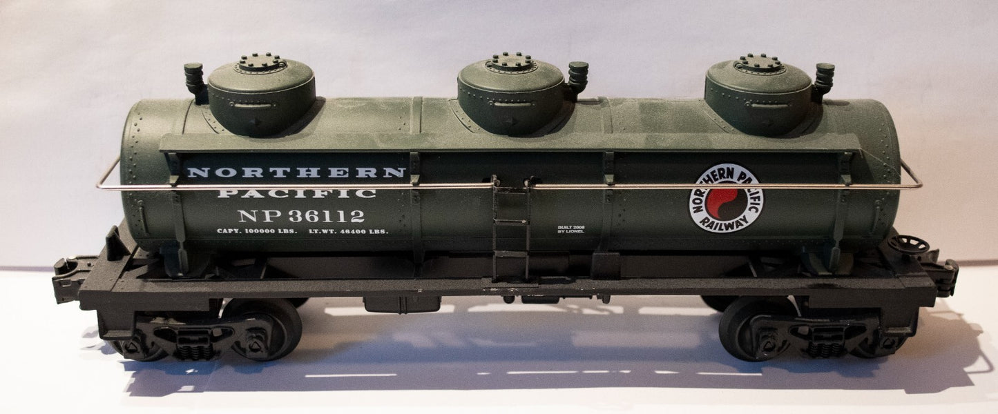 Lionel O Scale  #6-36112 NORTHERN PACIFIC THREE-DOME TANK CAR