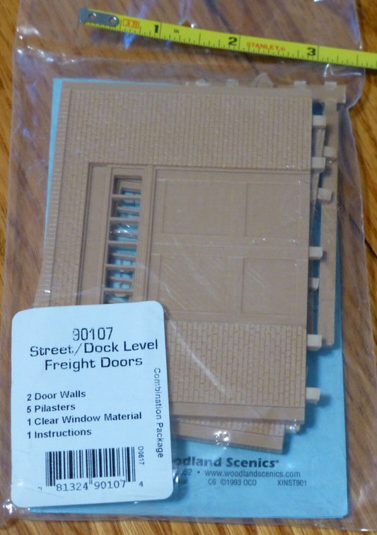 DPM Design Preservation Models O #90107 Street/Dock Level Freight Doors (Parts)