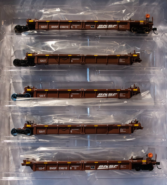 Walthers HO #910-55662 Thrall 5-Unit Rebuilt 40' Well Car - Ready to Run -- BNSF