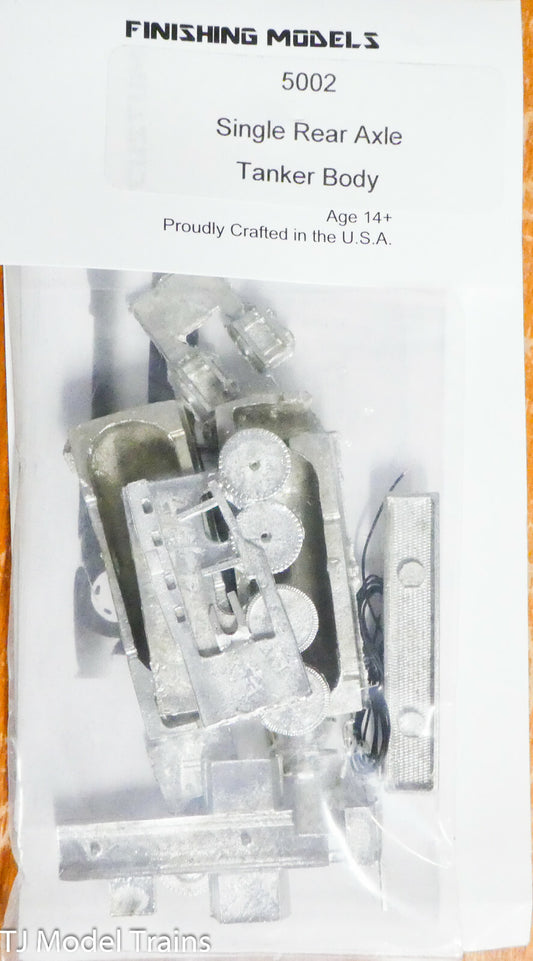 Custom Finishing Models HO #5002 Single Rear Axle Tanker Body (Kit) Pewter
