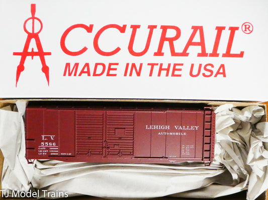 Accurail HO #3642 (Rd #5586) Lehigh Valley 40' Double Door Steel Boxcar (Kit)NEW