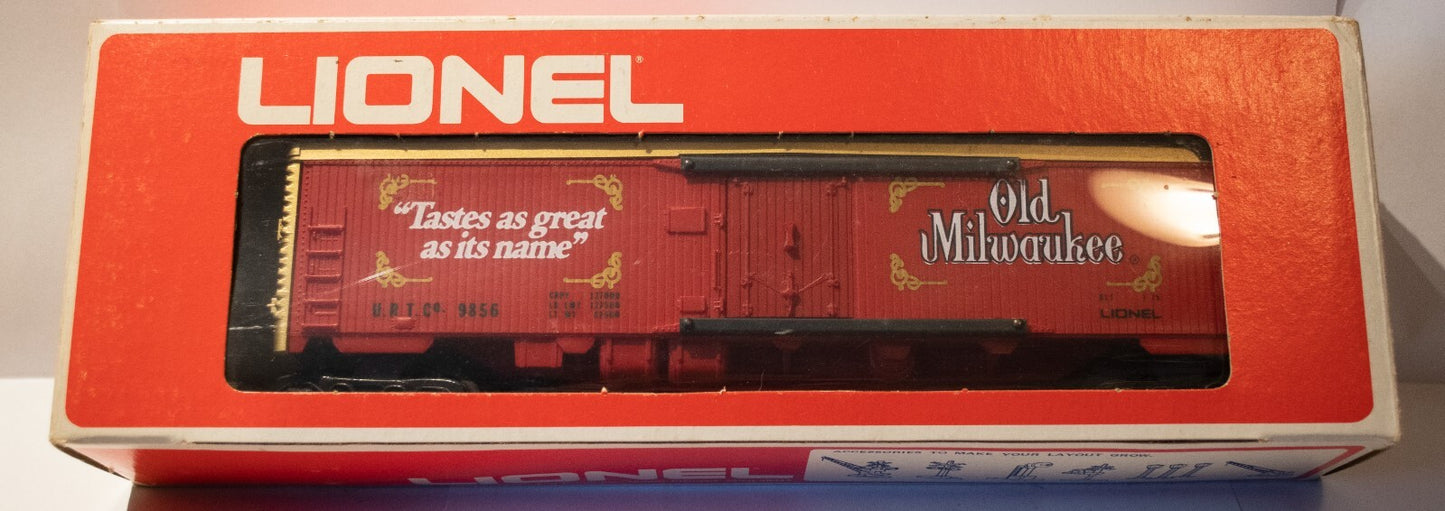 Lionel O Scale  #6-9856  Old Milwaukee Beer Billboard Reefer