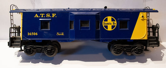 Lionel O Scale  #6-16506  Santa FE SF Bay Window Caboose