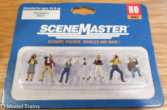 Walthers SceneMaster HO #949-6077 Photographers