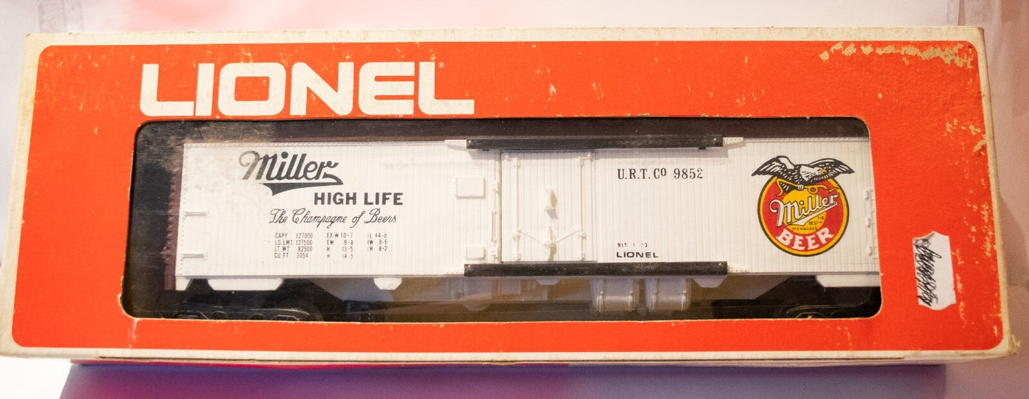 Lionel O Scale  #6-9852  Miller High Life Reefer Champagne of Beers Model Railro