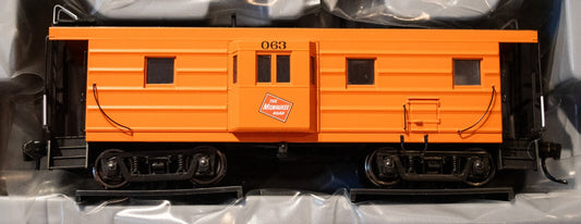 Walthers Proto HO #920-103657 Milwaukee Road Rib Sided Caboose -- Milwaukee Road