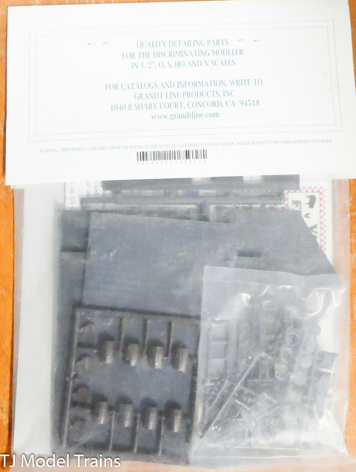 Grandt Line HO #5911 Valley Feed & Seed (Plastic Kit) 1:87th Scale