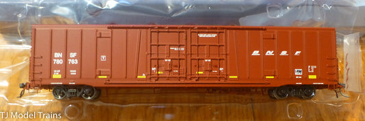 BLMA Models HO #53067 (Rd #780763) BNSF (Powerbar Logo) Bx-166 60'Beer Car