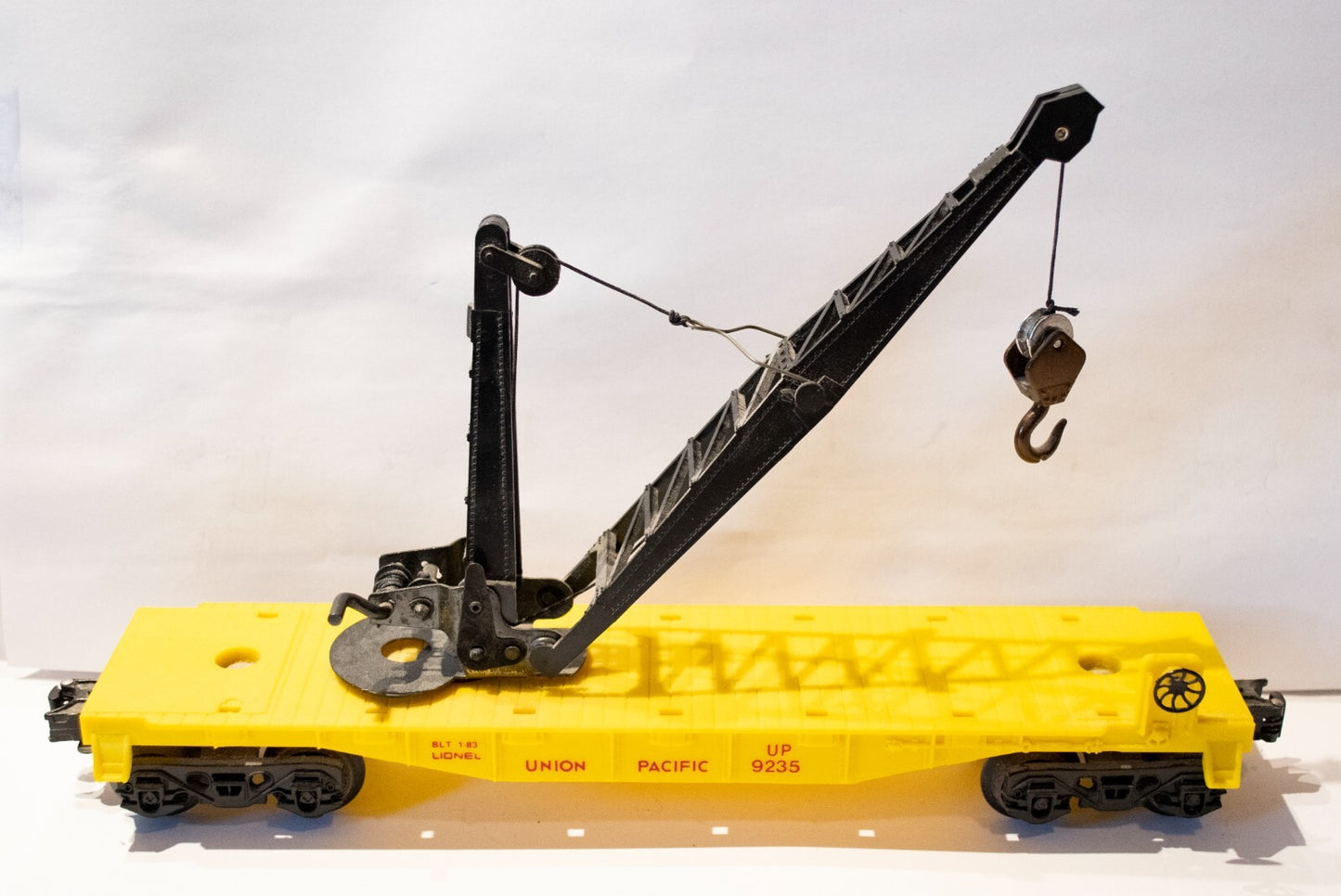 Lionel O Scale  #6-9235 Union Pacific Derrick Car