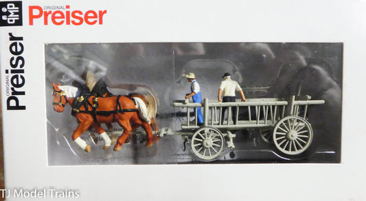 Preiser HO #30436 Horse-Drawn Wagon -- Hay Rack w/Horses, Driver & Helper / 1:87