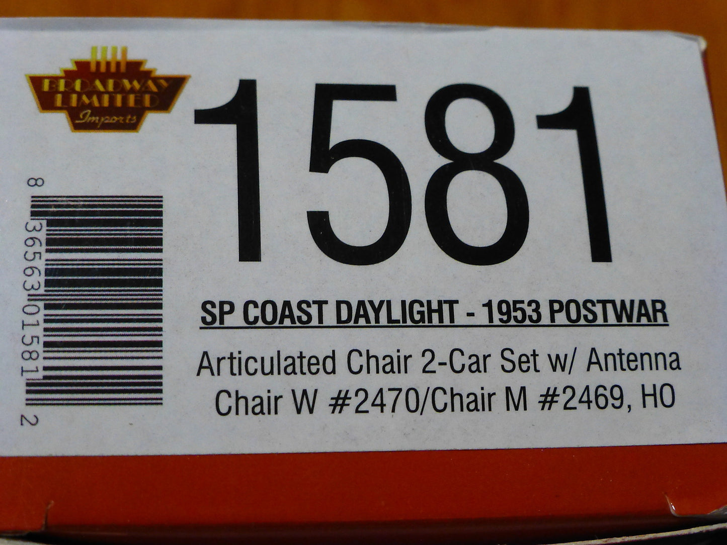 Broadway Limited HO #1581 SP Coast Daylight 2-Car Set w/Antenna, Chair w/#2470 &