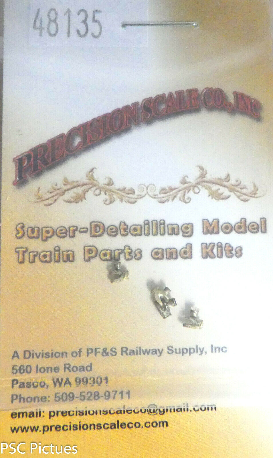 Precision Scale HO #48135 Clevis, .100" Ling x .065" Thick (Brass) 4 in Pkg