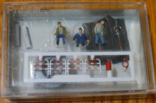 Preiser HO #10374 People Working -- Telephone Workers w/Tent