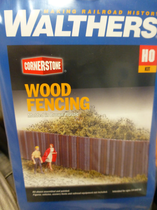 Walthers Cornerstone HO #933-3521 Wood Fencing (kit) Molded plastic one color