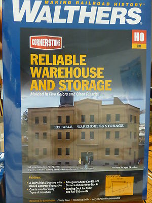 Walthers Cornerstone HO #3014 Reliable Warehouse & Storage - Kit -- 10-5/8" Back
