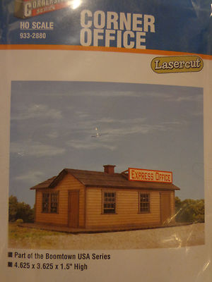 Walthers Cornerstone HO #2880 Corner Office/LasercutNEW