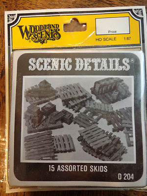 Woodland Scenics HO #204  -  15 Assorted Skids
