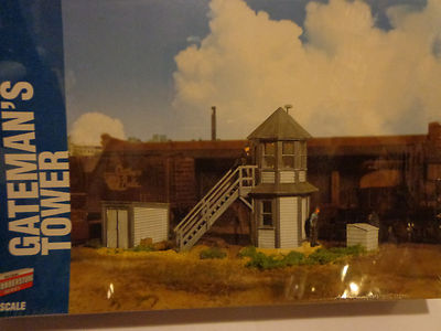 Walthers Cornerstone HO #2944 Gateman's Tower (kit)
