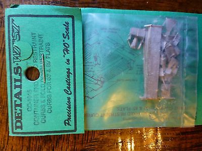 Details West HO #1015 Flat Car Restraint Curbs