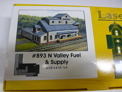 Branchline N laser Art Structures #893 Valley Fuel