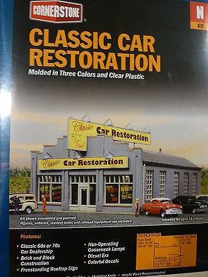 Walthers Cornerstone N #3824 Classic Car Restoration -- Kit