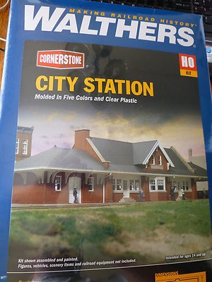 Walthers HO #2904 City Station -- Kit - 17-5/8 x 5-7/8 x 4-3/8"  Kit Form
