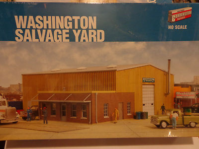 Walthers Cornerstone HO #2928 Washington Salvage Yard