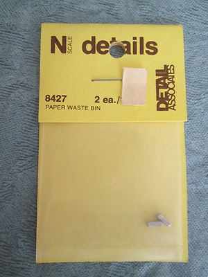 Detail Assoc. N Scale #8427 Paper Waste Bins (2)