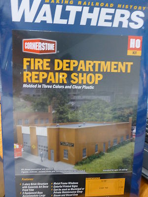 Walthers Cornerstone HO #3767 Fire Department Repair Shop 7-1/2 x11-1/2 x 3 3/8"